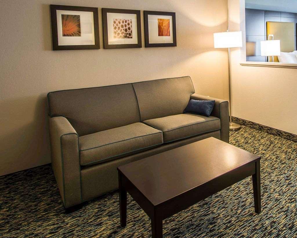 Comfort Suites Fort Lauderdale Airport South & Cruise Port Dania Beach Habitación foto