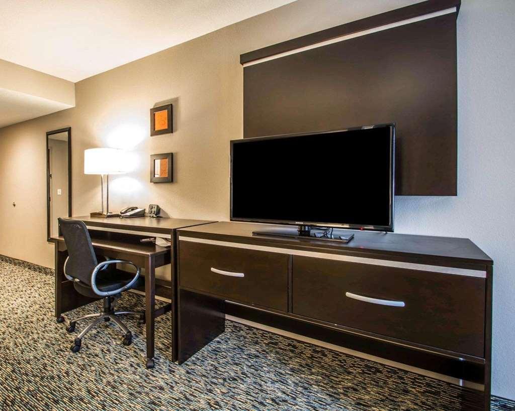 Comfort Suites Fort Lauderdale Airport South & Cruise Port Dania Beach Habitación foto