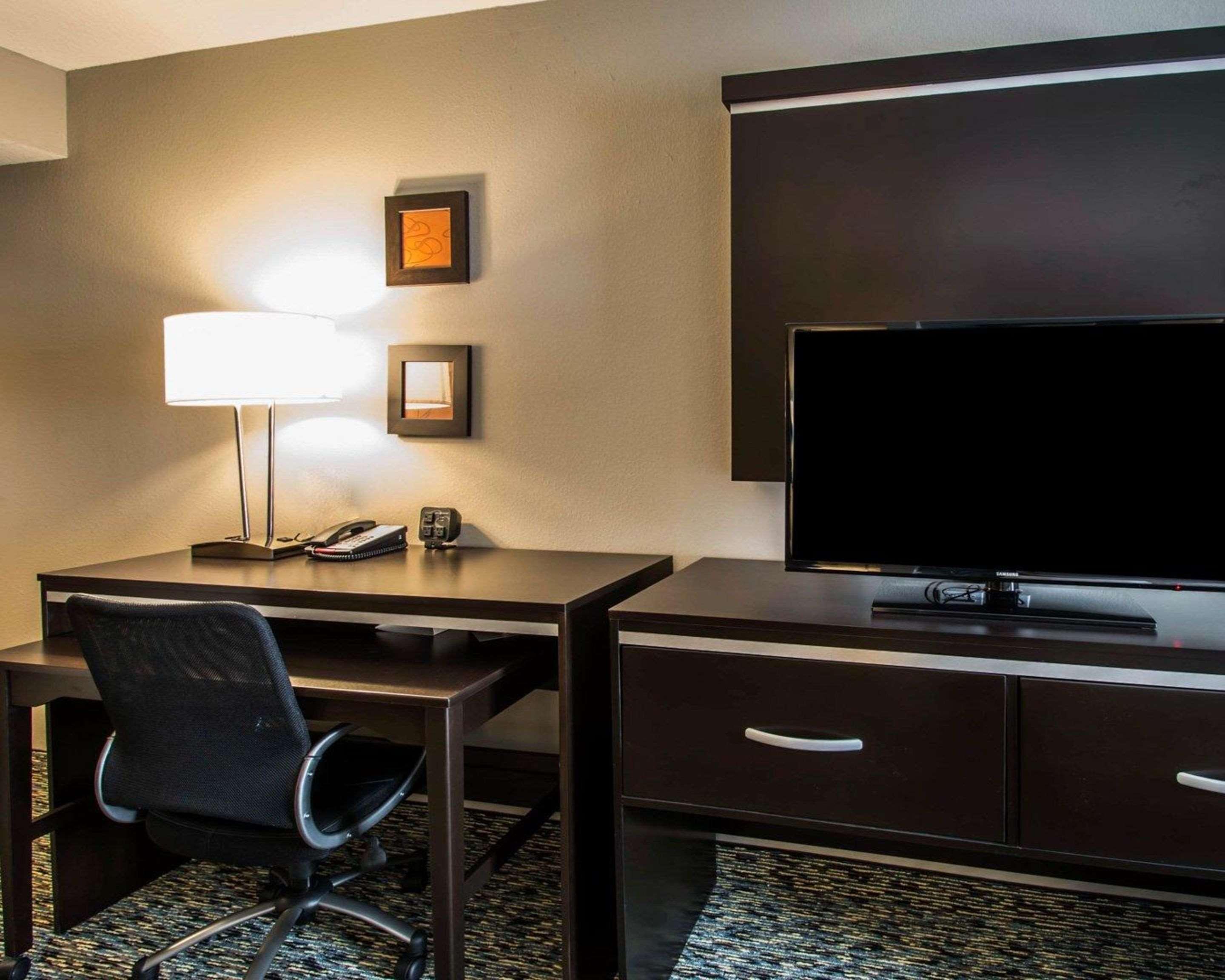 Comfort Suites Fort Lauderdale Airport South & Cruise Port Dania Beach Exterior foto