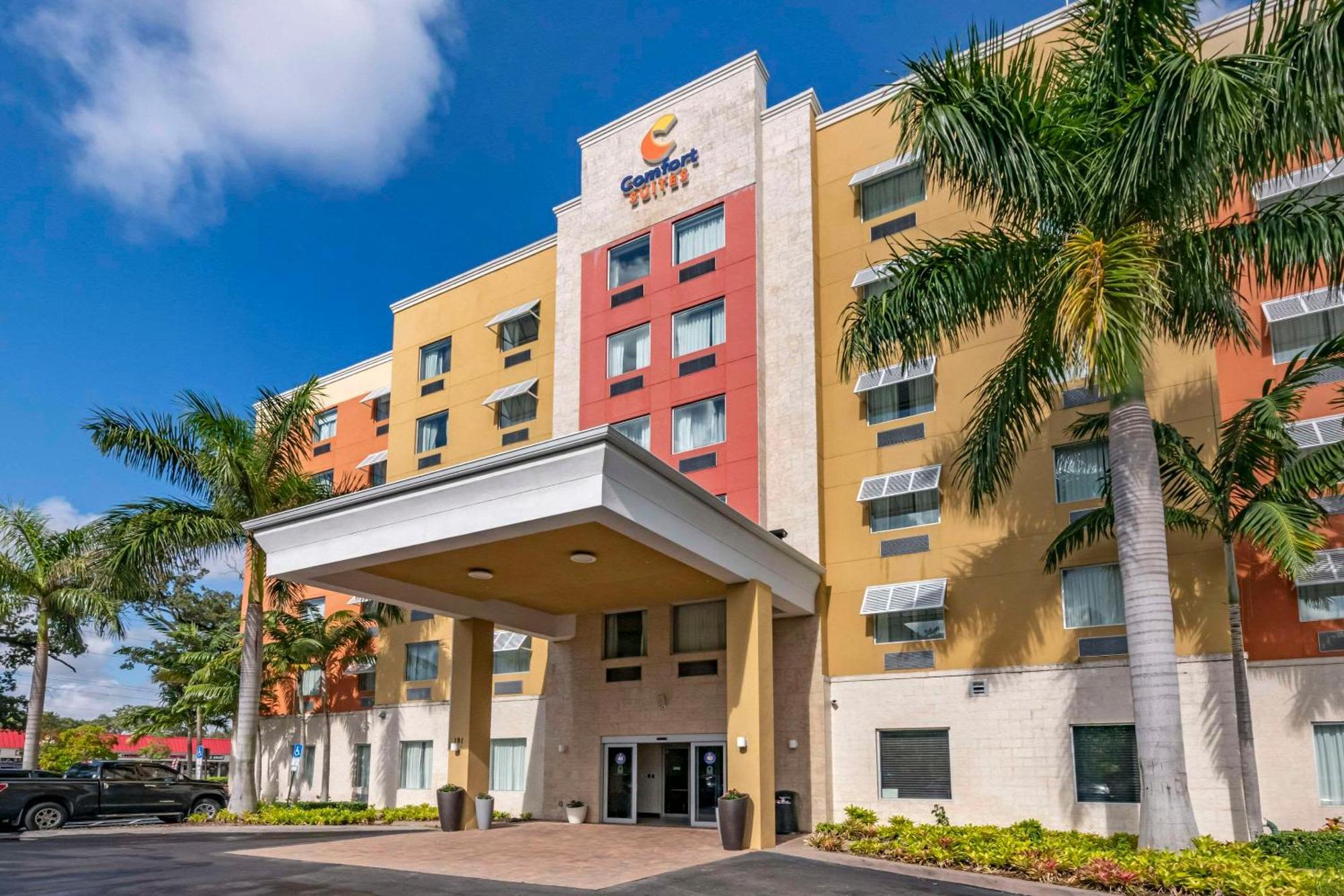 Comfort Suites Fort Lauderdale Airport South & Cruise Port Dania Beach Exterior foto