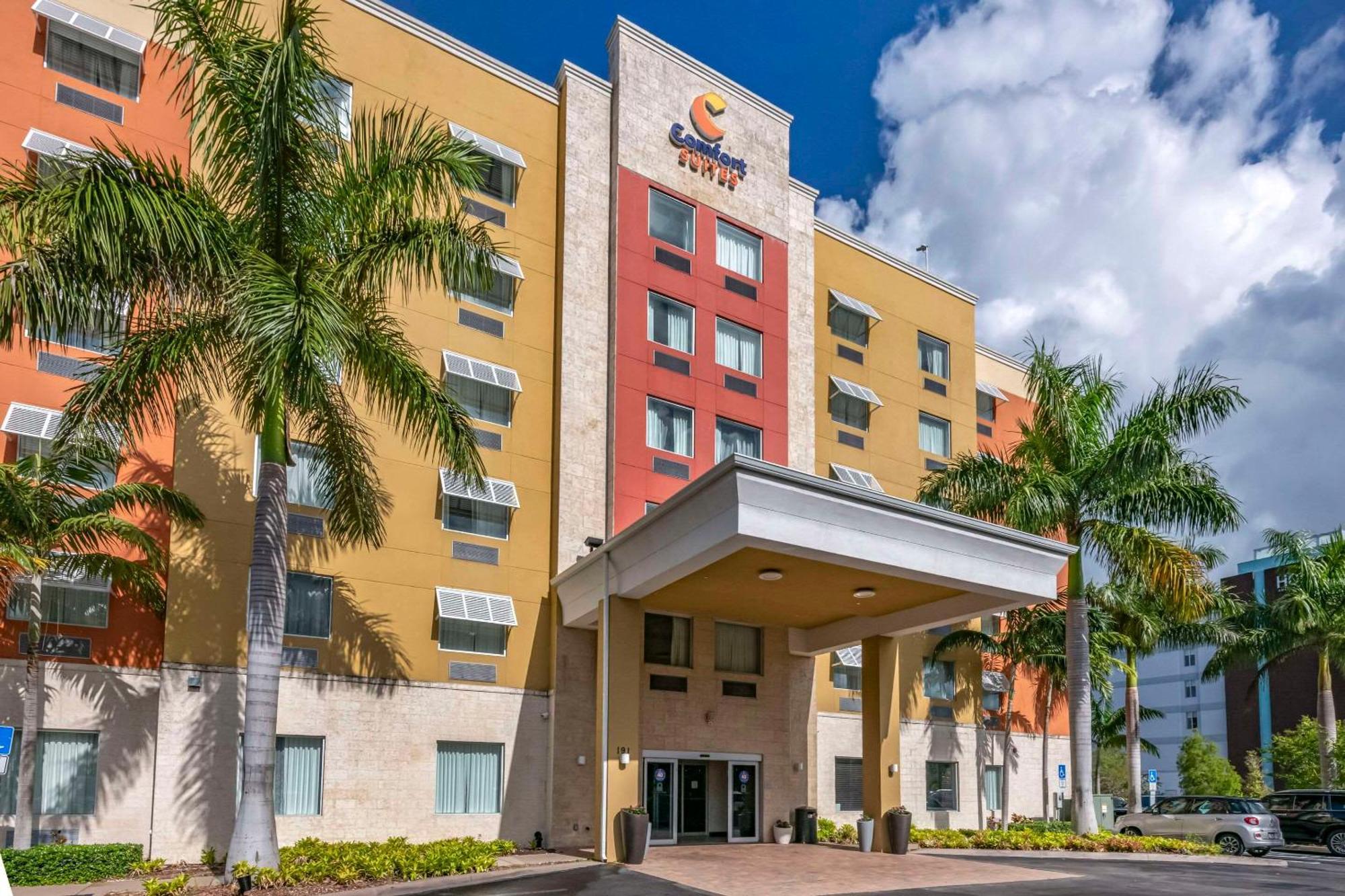 Comfort Suites Fort Lauderdale Airport South & Cruise Port Dania Beach Exterior foto