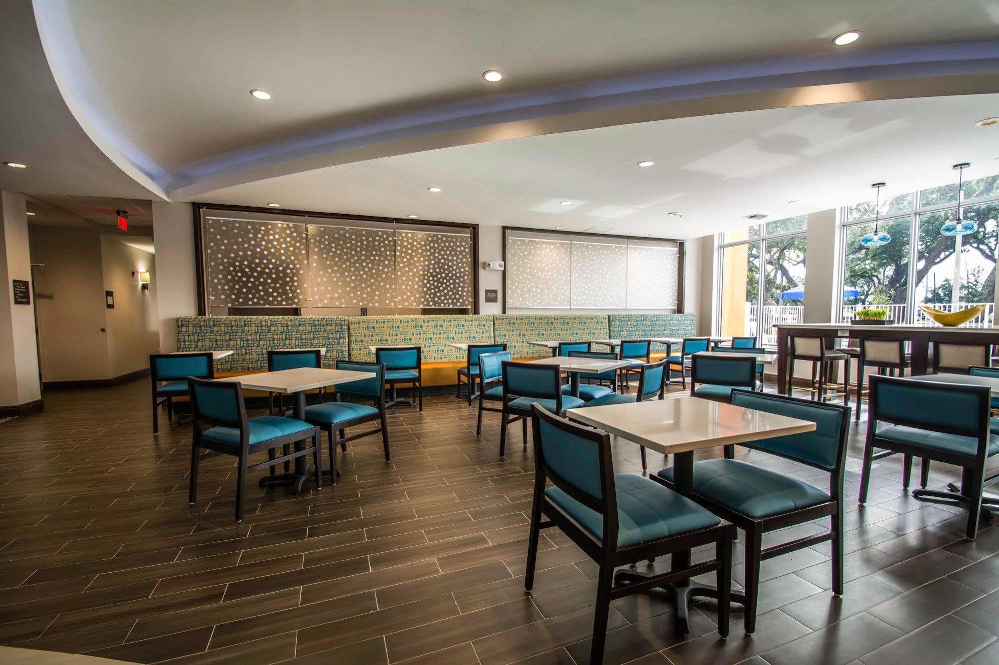 Comfort Suites Fort Lauderdale Airport South & Cruise Port Dania Beach Exterior foto